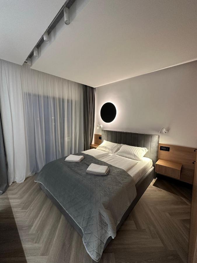 Luxury By The Lake Ap 28 Sibiu Luaran gambar