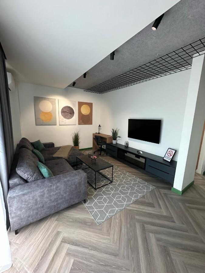 Luxury By The Lake Ap 28 Sibiu Luaran gambar