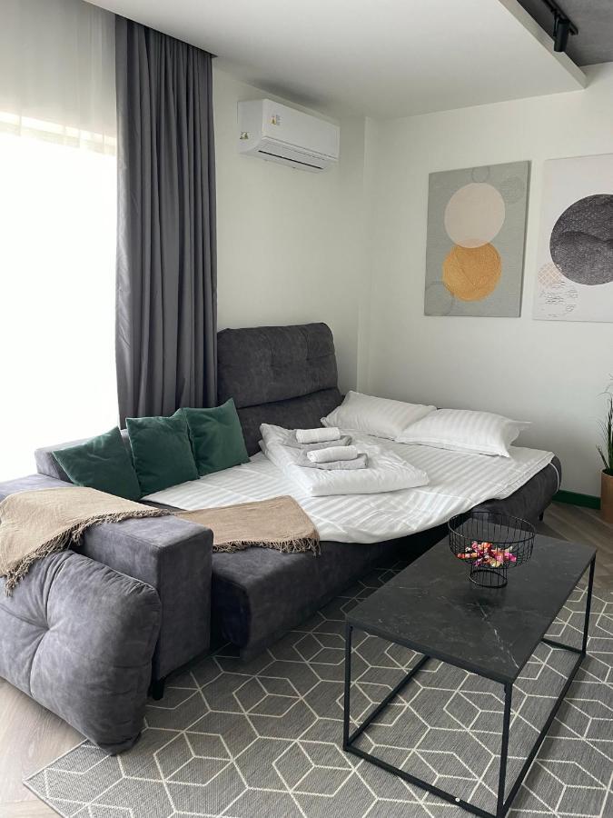 Luxury By The Lake Ap 28 Sibiu Luaran gambar