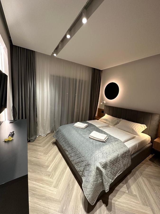Luxury By The Lake Ap 28 Sibiu Luaran gambar