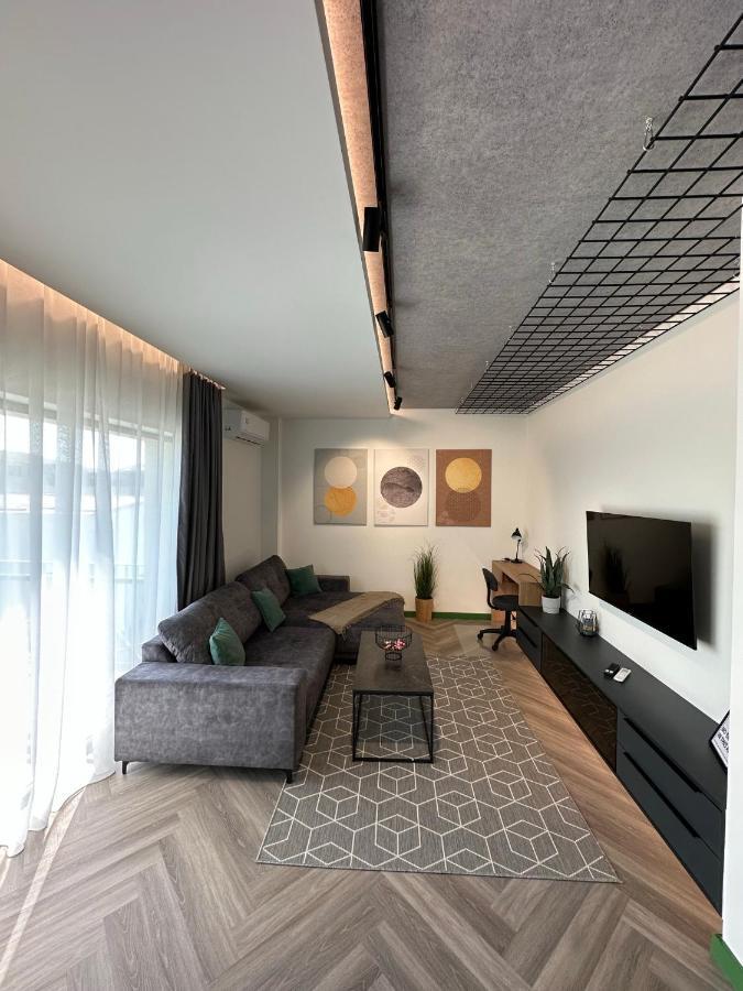 Luxury By The Lake Ap 28 Sibiu Luaran gambar