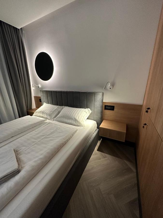 Luxury By The Lake Ap 28 Sibiu Luaran gambar