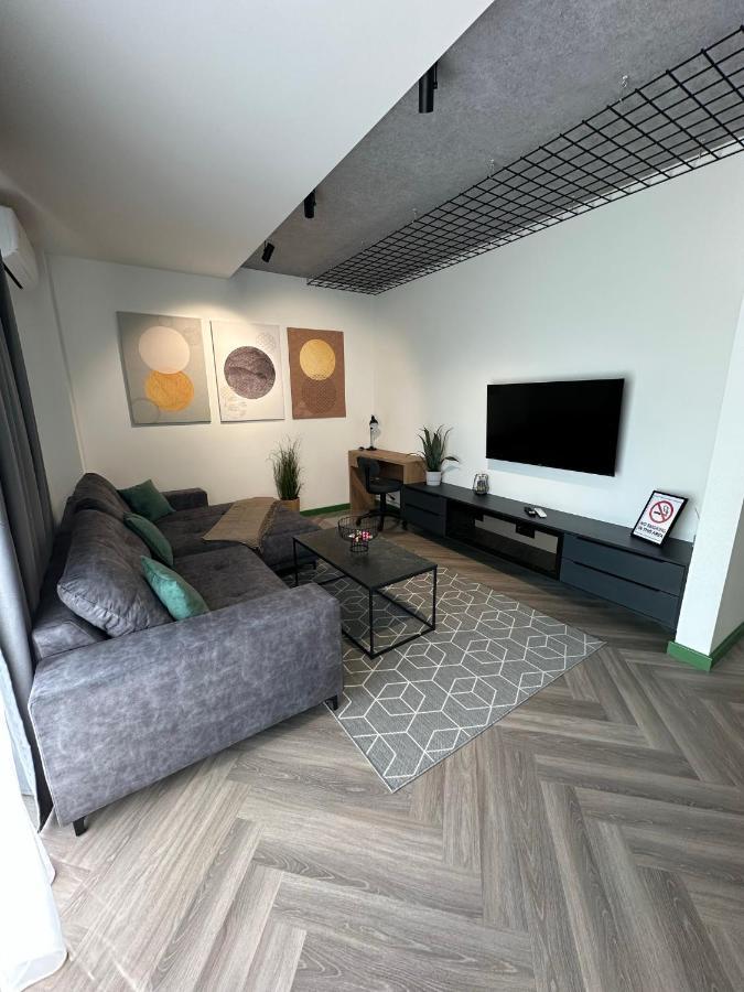 Luxury By The Lake Ap 28 Sibiu Luaran gambar