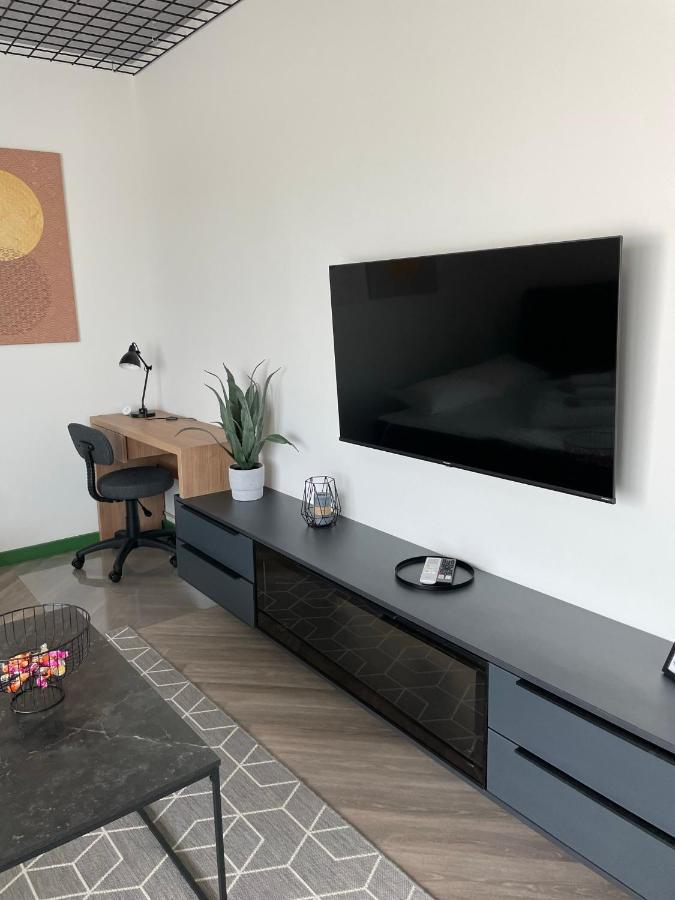 Luxury By The Lake Ap 28 Sibiu Luaran gambar