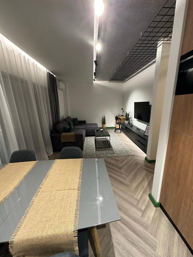 Luxury By The Lake Ap 28 Sibiu Luaran gambar