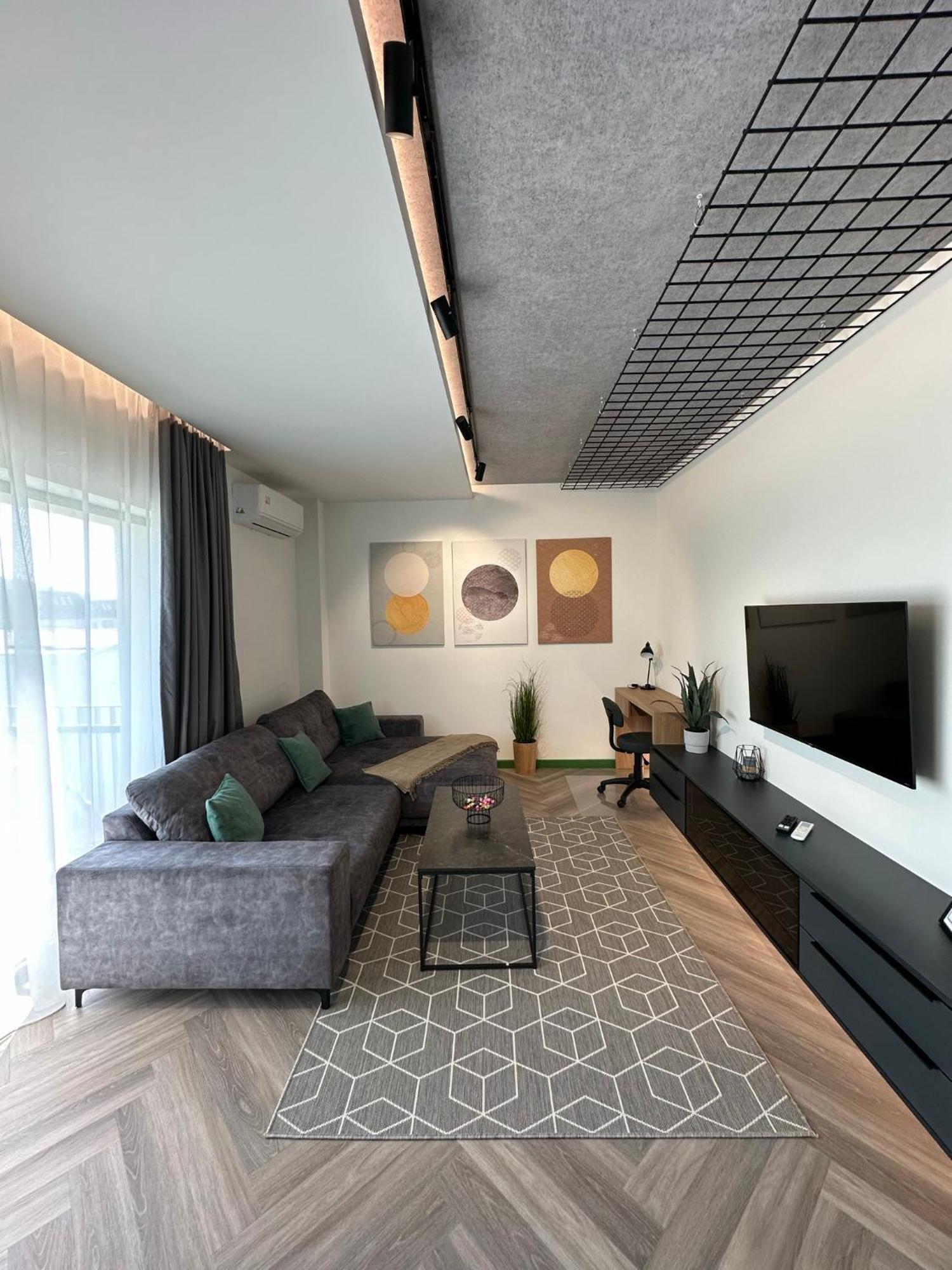 Luxury By The Lake Ap 28 Sibiu Luaran gambar